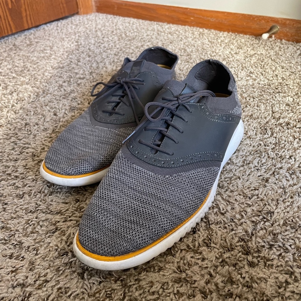 Cole Haan Mens Grand ØS sneaker. Size 13. Great condition.